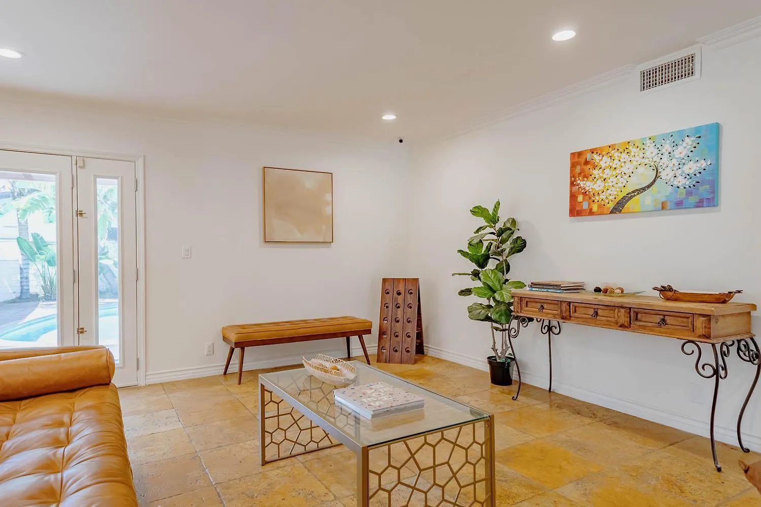Cozy Home With Pool And Jacuzzi Minutes From Universal Studios Los Angeles