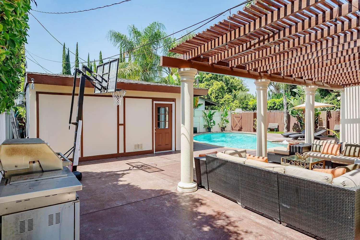 Cozy Home With Pool And Jacuzzi Minutes From Universal Studios Los Angeles 0*,
